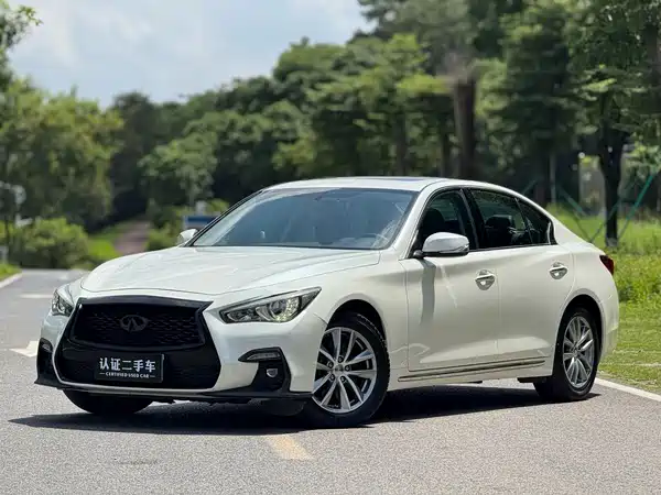 Infiniti Q50L 2018