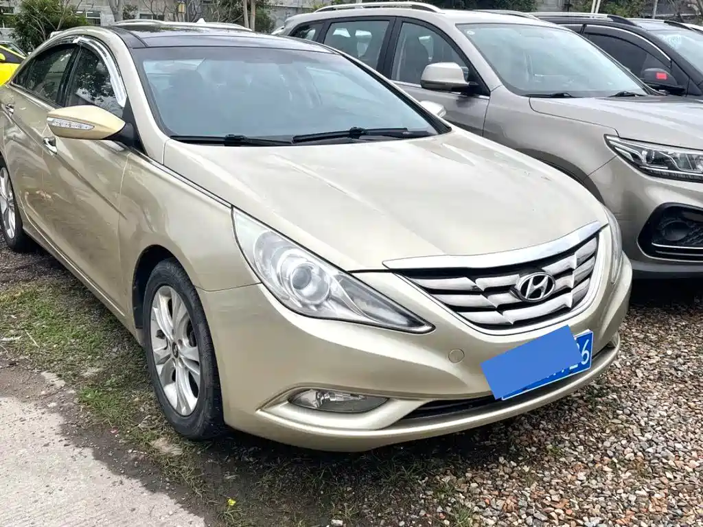 Hyundai Sonata 2013 — фото 3