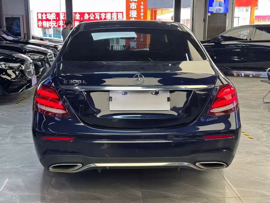 Mercedes-Benz E-Class 2018 — фото 10