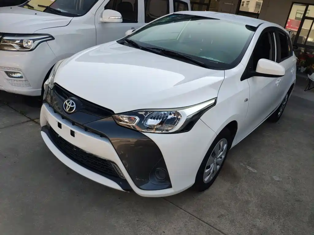 Toyota Yaris L 2019