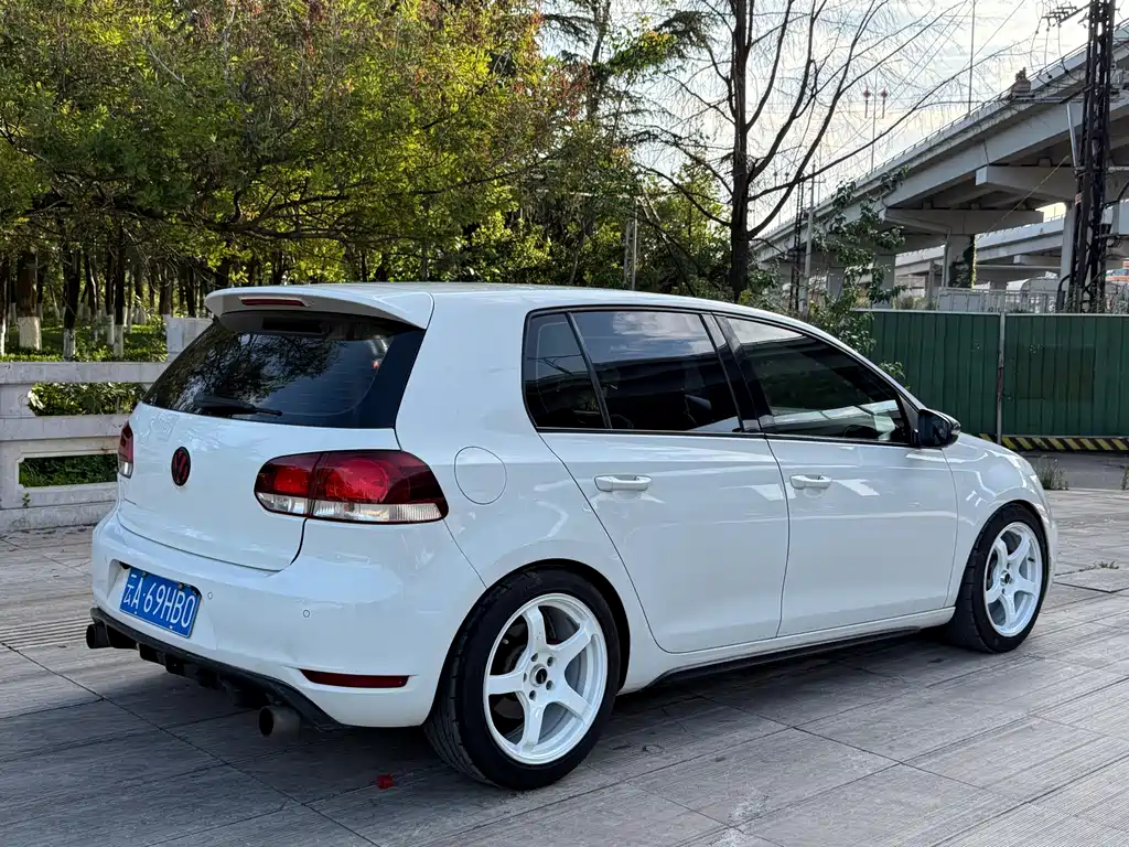 Volkswagen Golf GTI 2013 — фото 4
