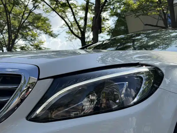 Mercedes-Benz C-Class 2015