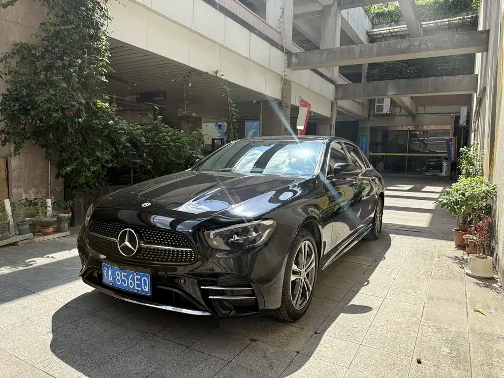 Mercedes-Benz E-Class 2023