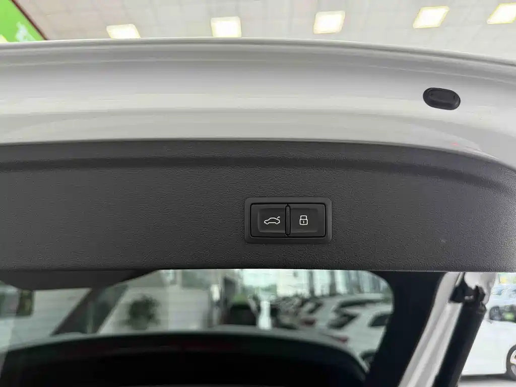 Audi A3 2022 — фото 18