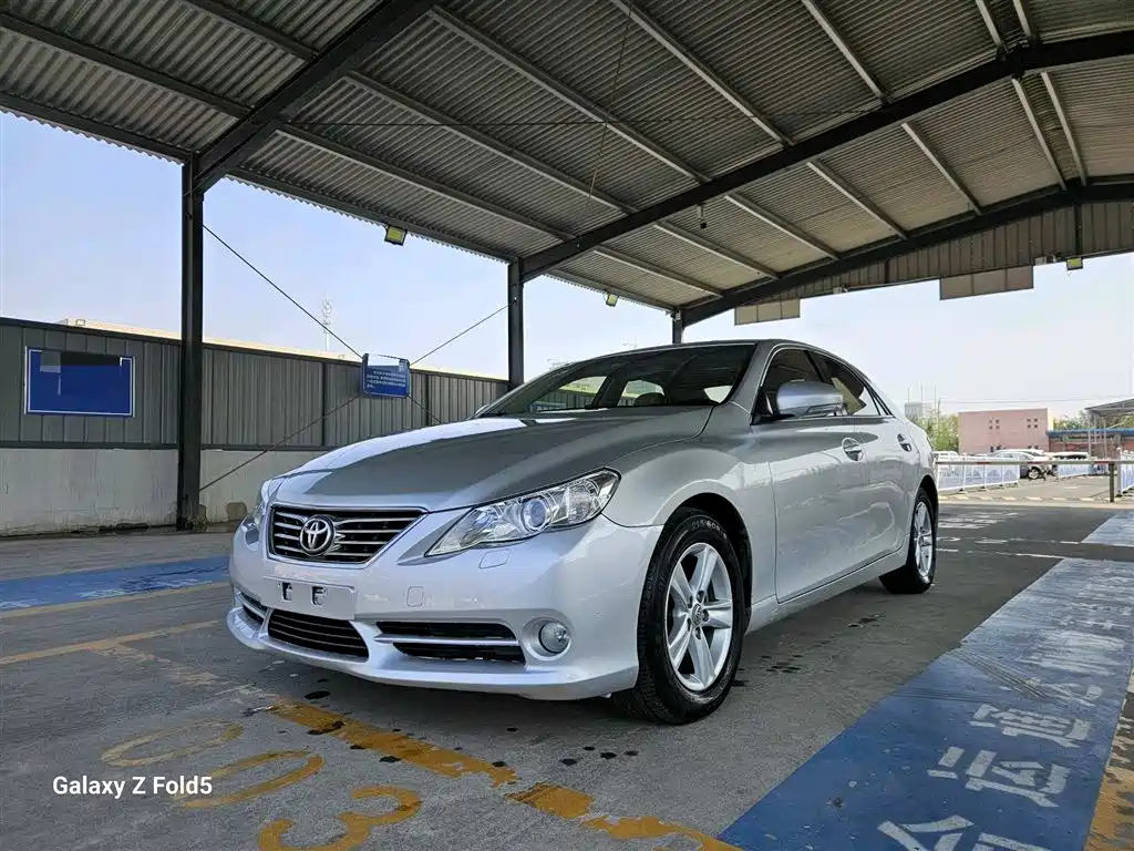 Toyota Reiz 2012
