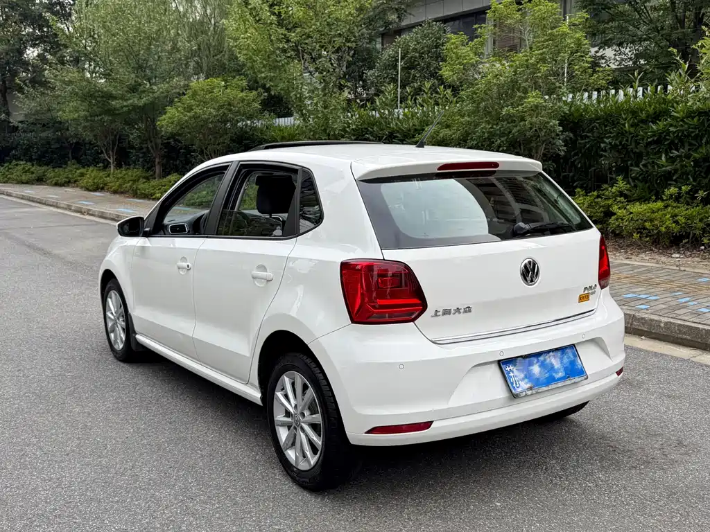 Volkswagen Polo 2015