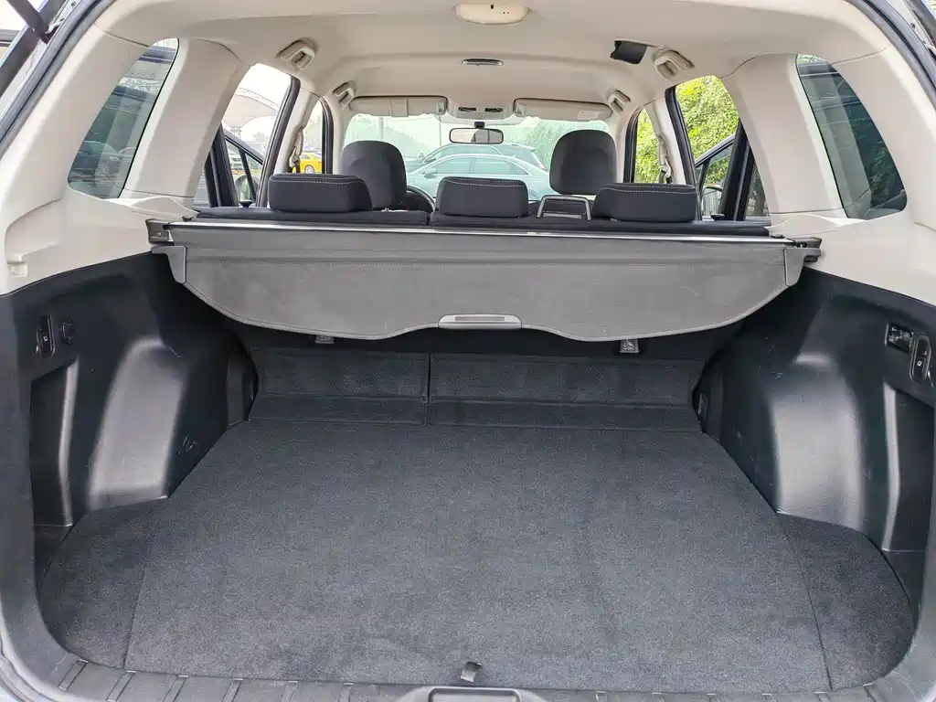 Subaru Forester 2014 — фото 18