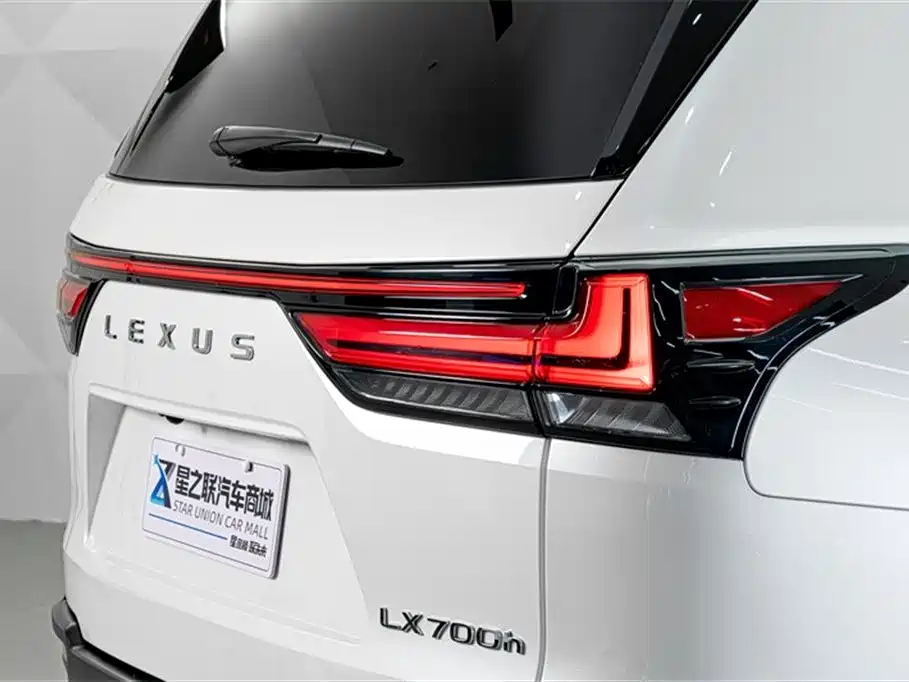 Lexus LX 2025 — фото 8