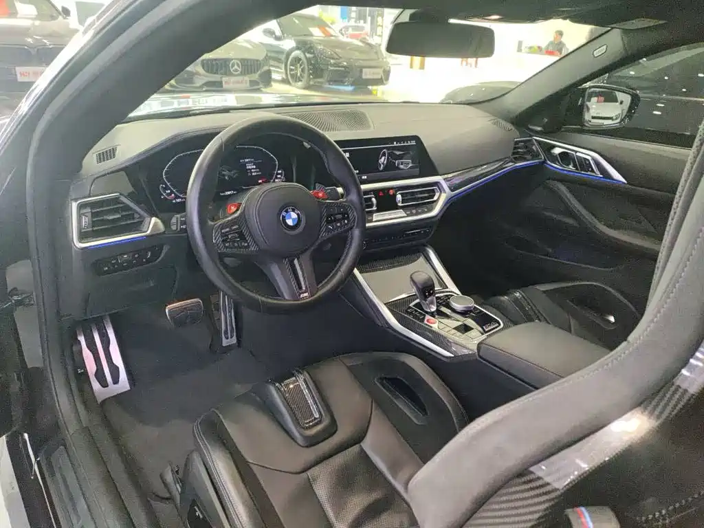 BMW M4 2022 — фото 3