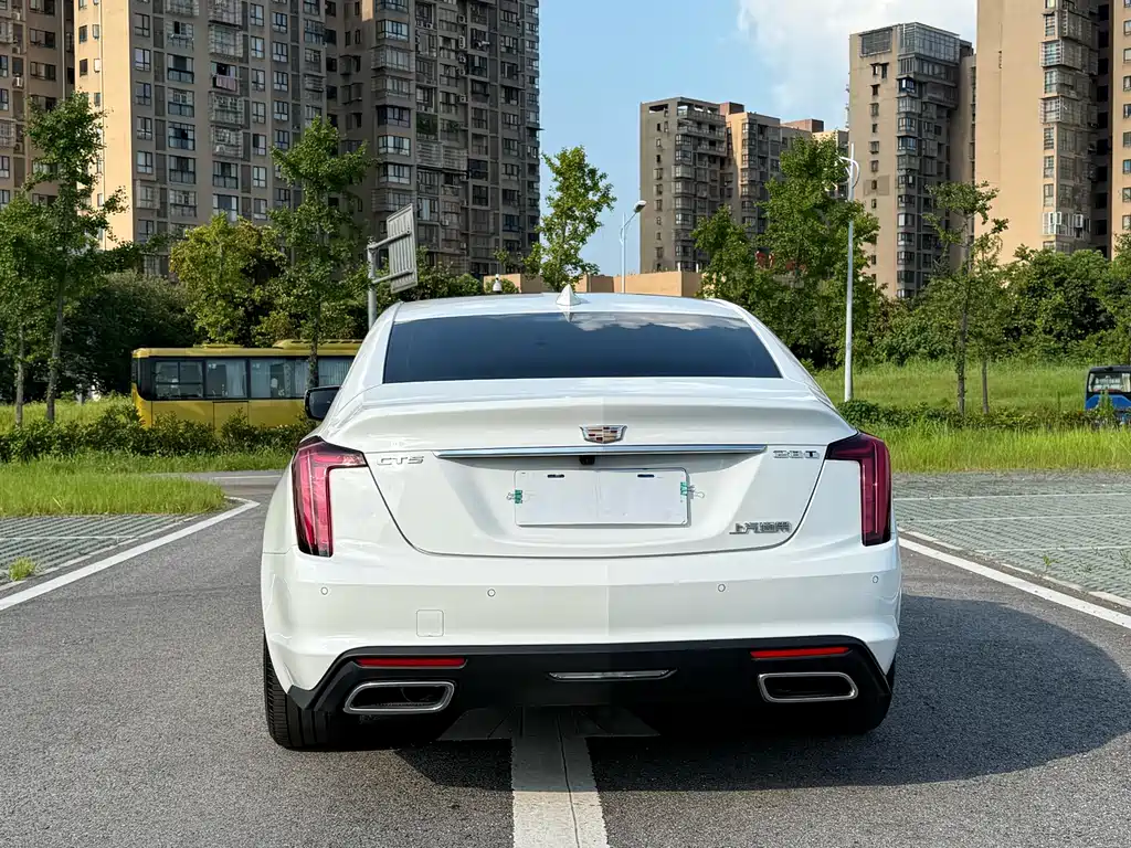 Cadillac CT5 2022 — фото 10