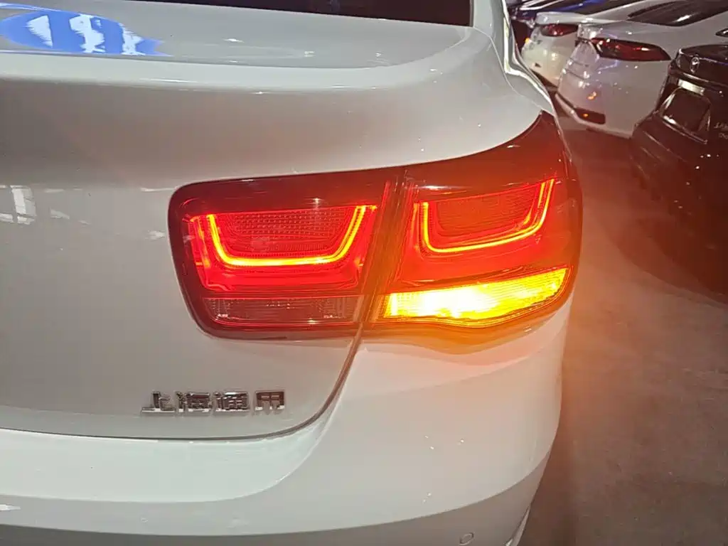 Chevrolet Malibu 2015 — фото 8