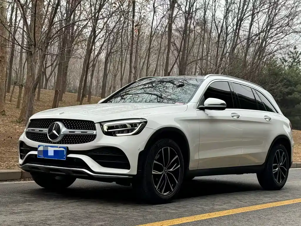 Mercedes-Benz GLC 2021 — фото 1