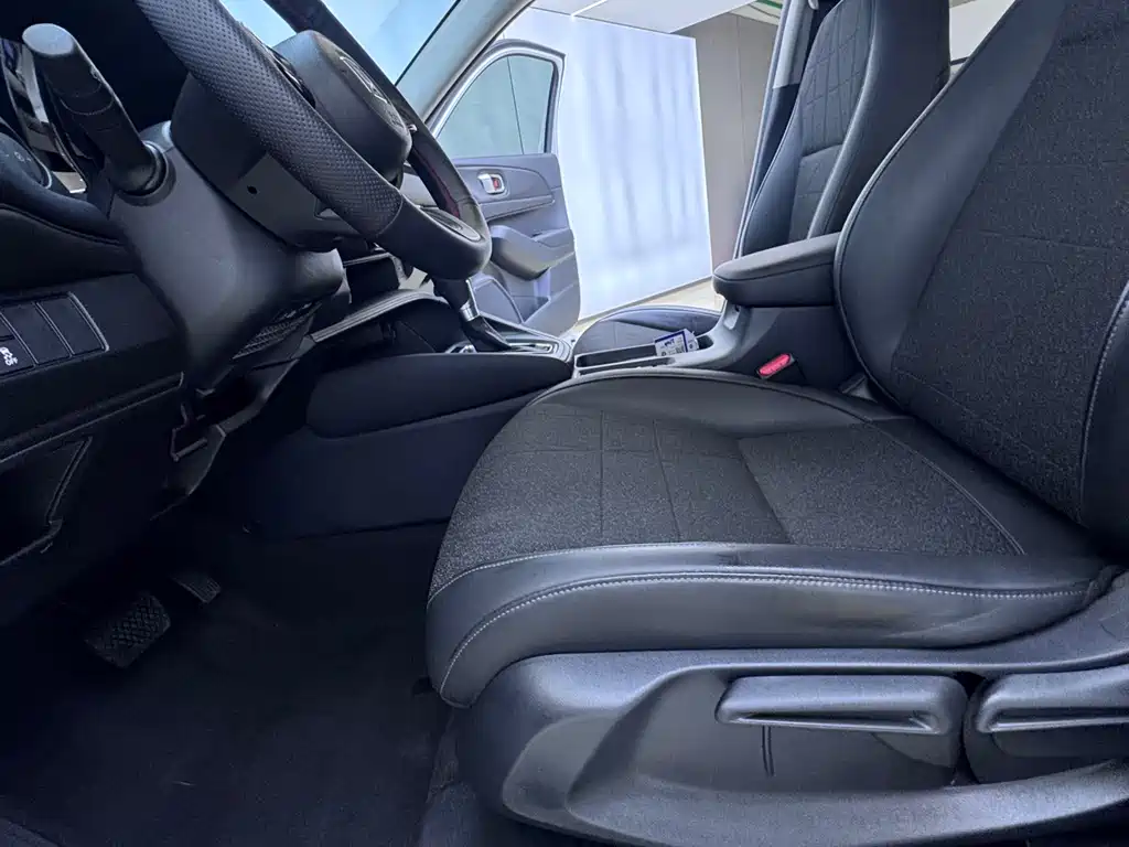 Honda Vezel 2023 — фото 12