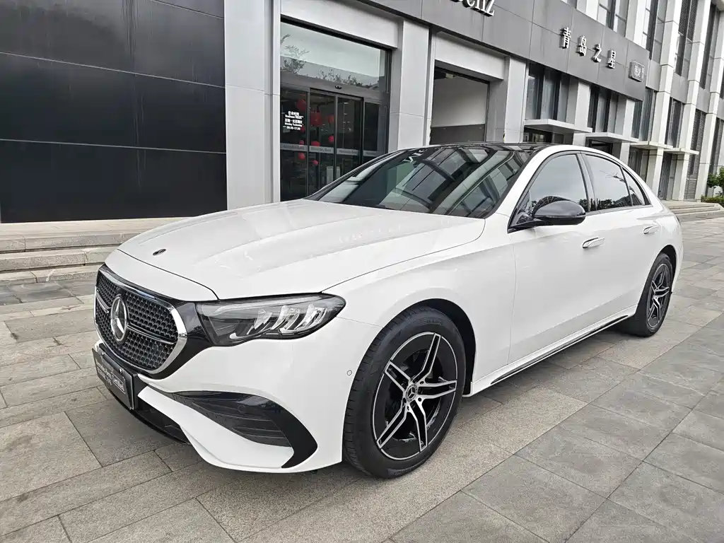 Mercedes-Benz E-Class 2025 — фото 2