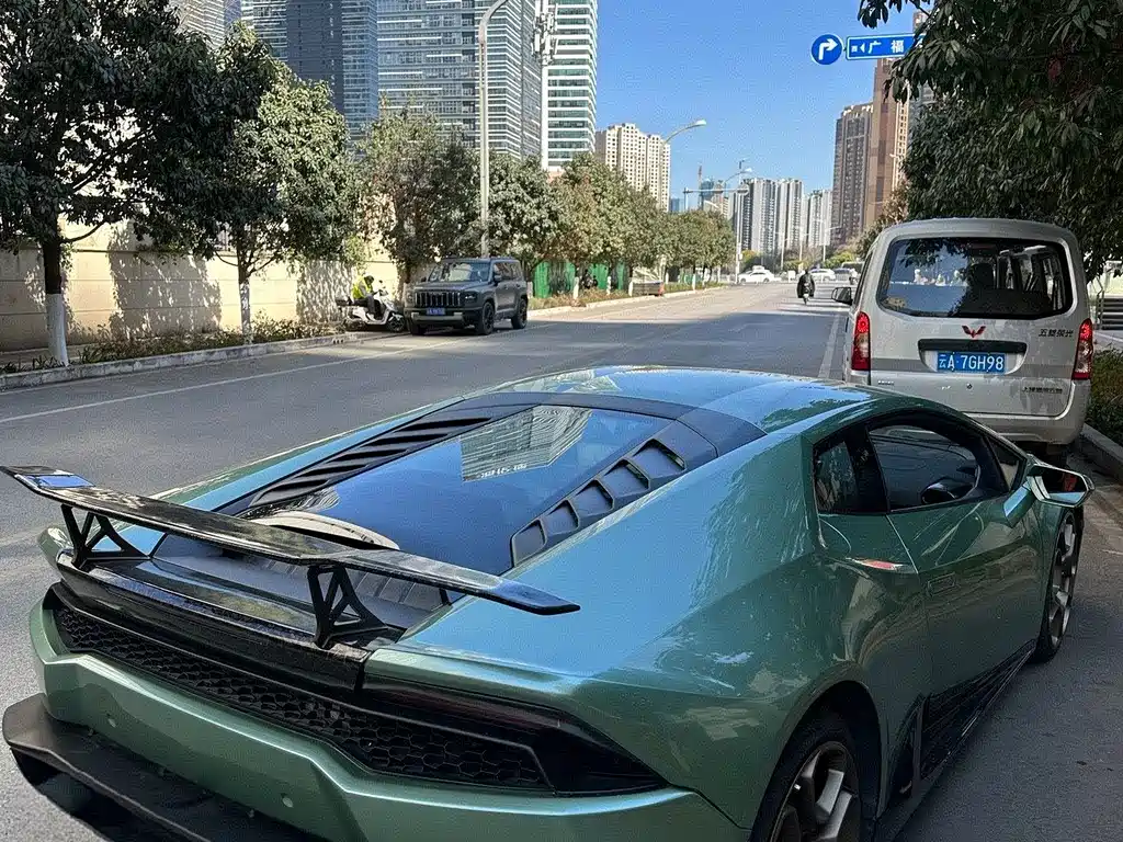 Lamborghini Huracán 2017 — фото 7