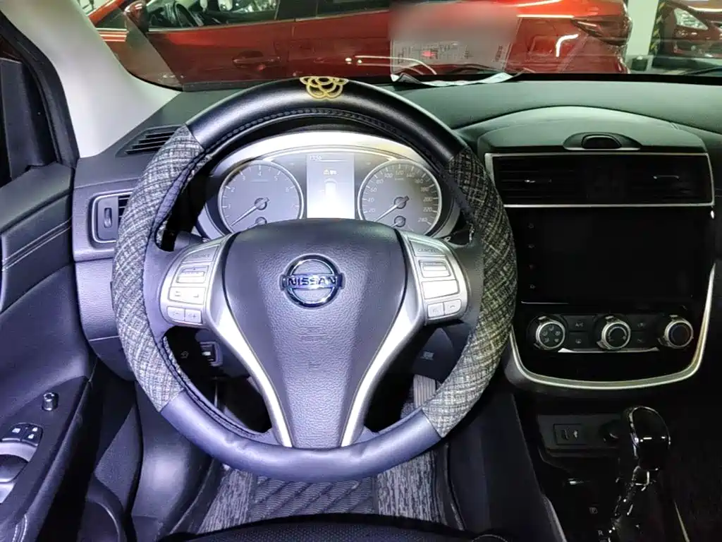 Nissan Tiida 2023 — фото 11