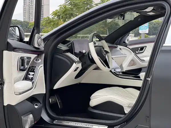 Mercedes-Benz Maybach S-Class 2023