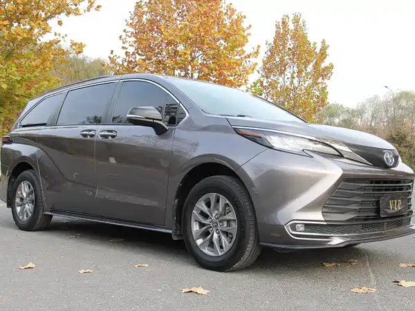 Toyota Sienna 2021