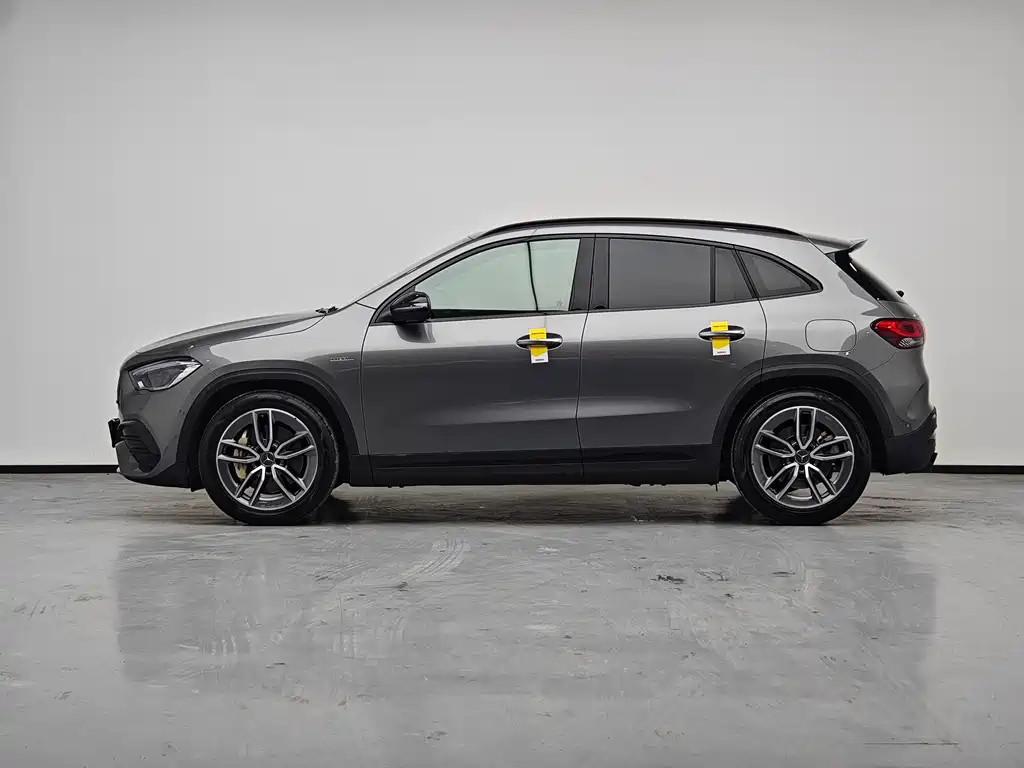Mercedes-Benz GLA AMG 2021 — фото 8