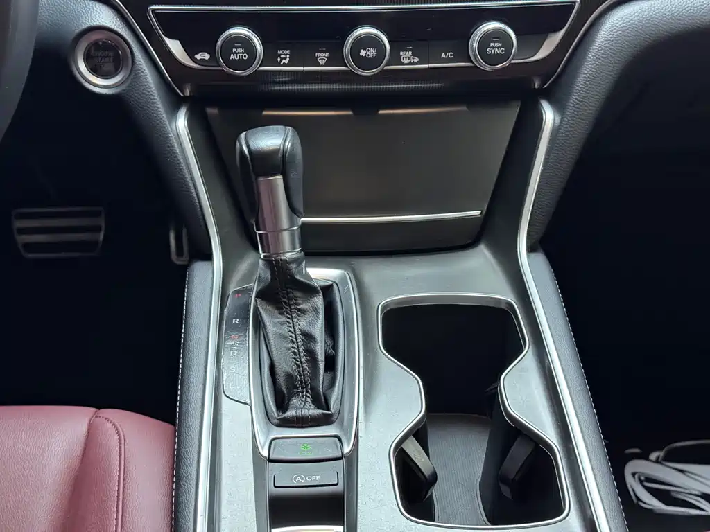 Honda Accord 2022 — фото 12