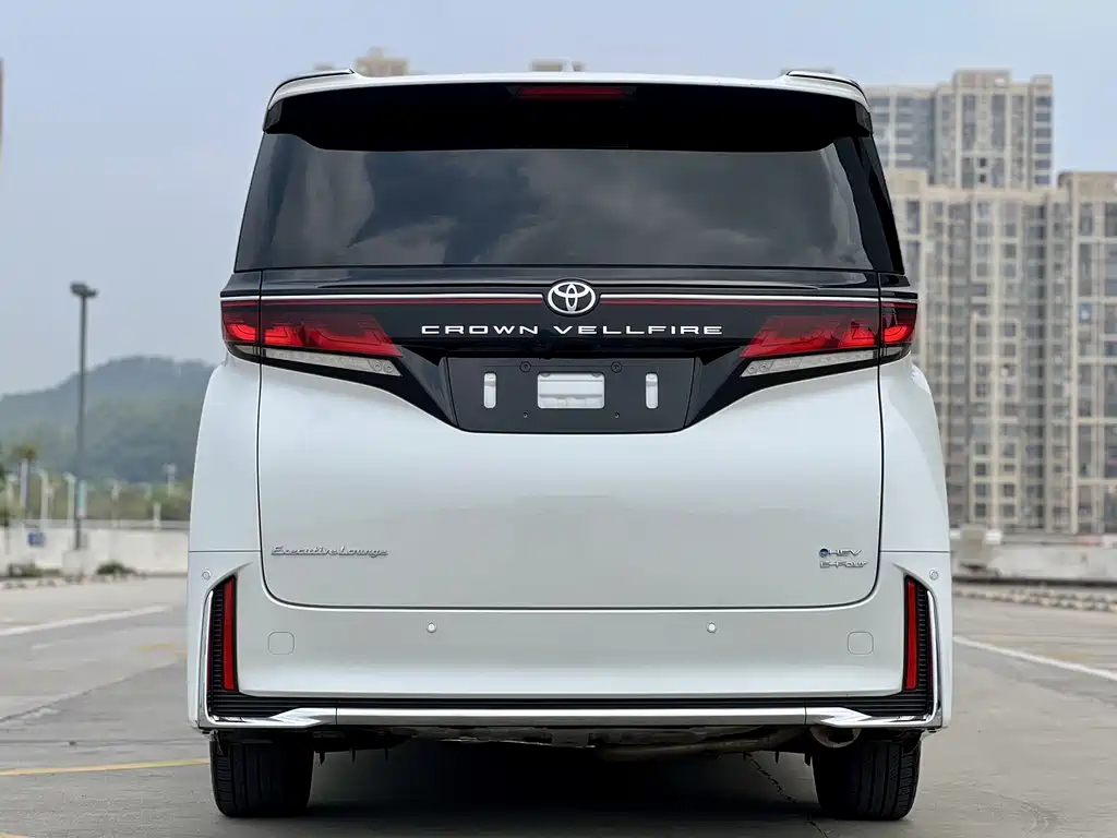 Toyota Wilfa 2025 — фото 11
