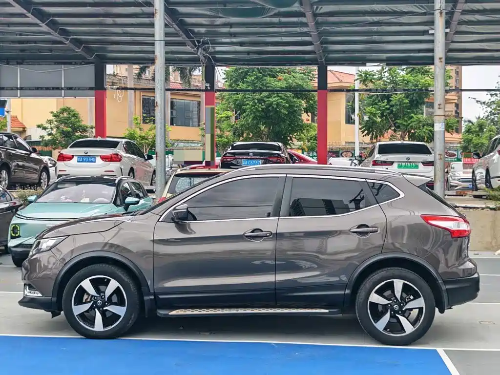Nissan Qashqai 2018 — фото 9