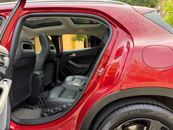 Mercedes-Benz GLA 2019