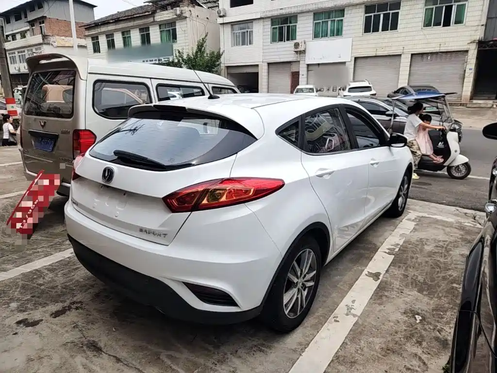 Changan Eado XT 2015 — фото 7