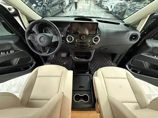 Mercedes-Benz Vito 2022