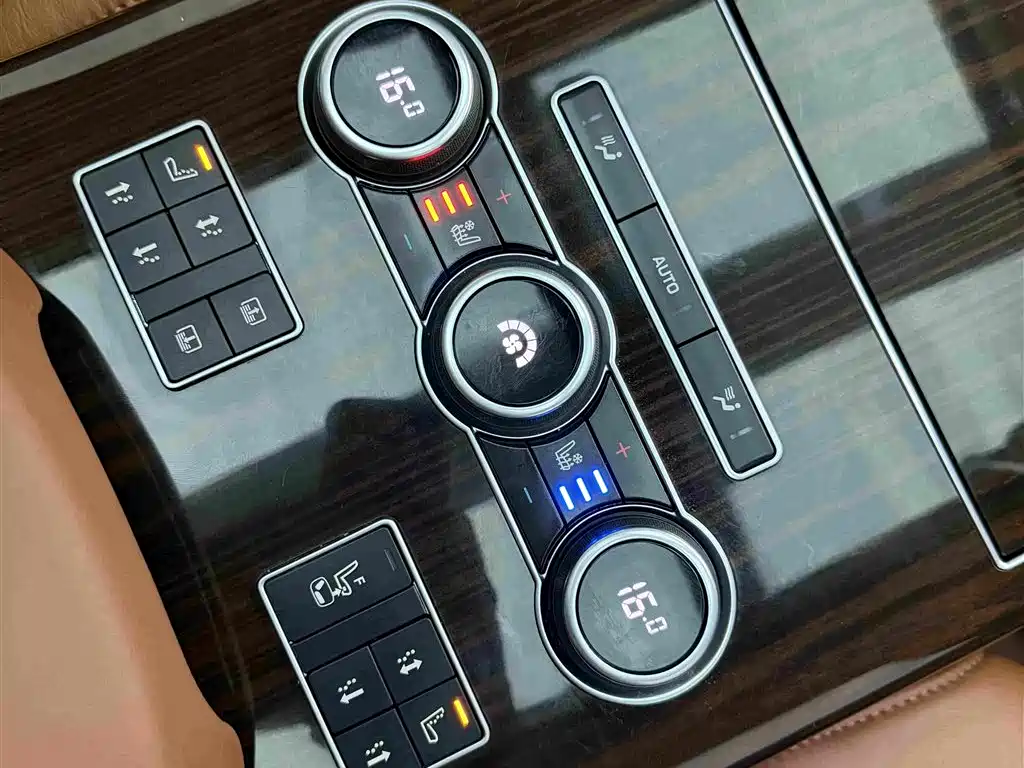 Land Rover Range Rover 2016 — фото 16