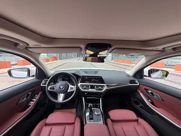 BMW 3 Series 2021