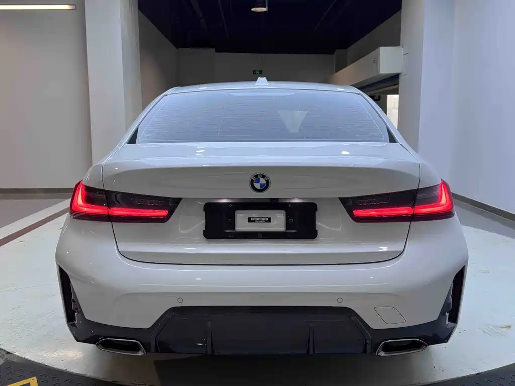 BMW 3 Series 2023