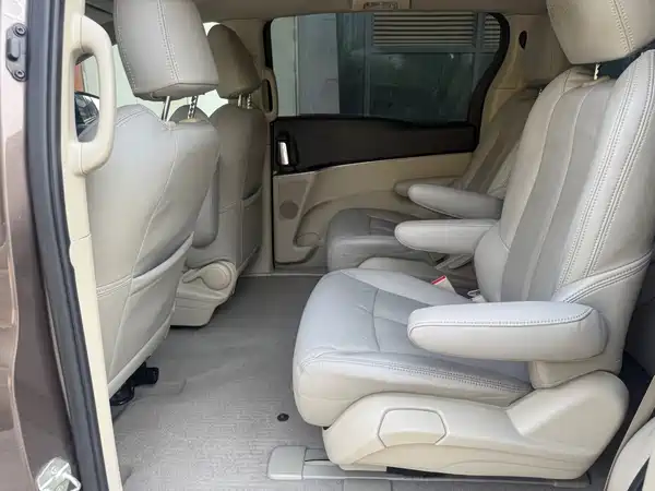 Buick GL8 2014