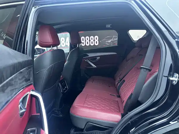 Jetour X70 PLUS 2023