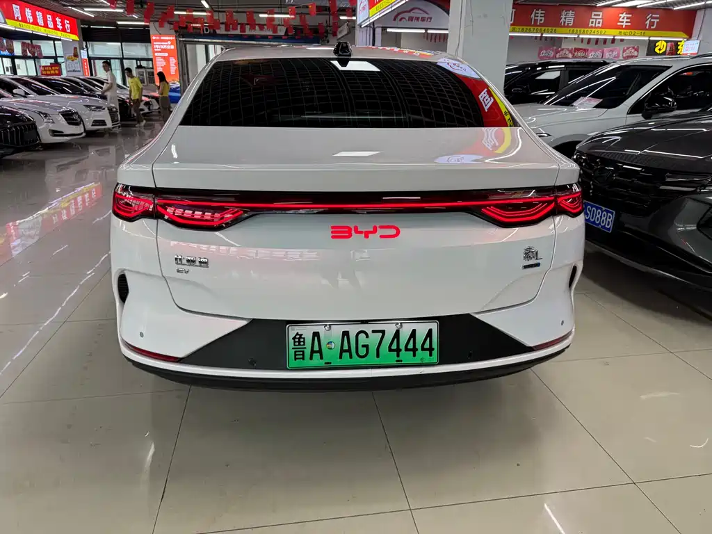 BYD Qin L 2025 — фото 6