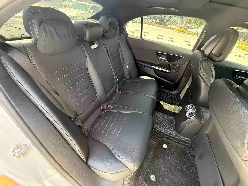 Mercedes-Benz C-Class 2022