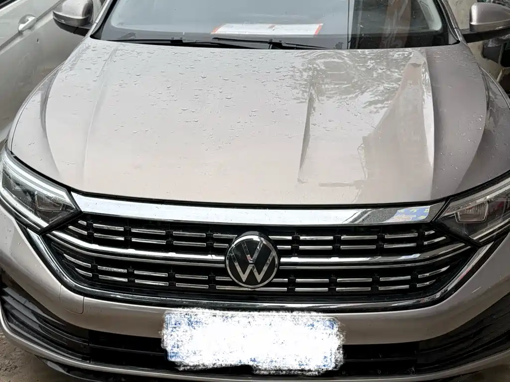 Volkswagen Sagitar 2022