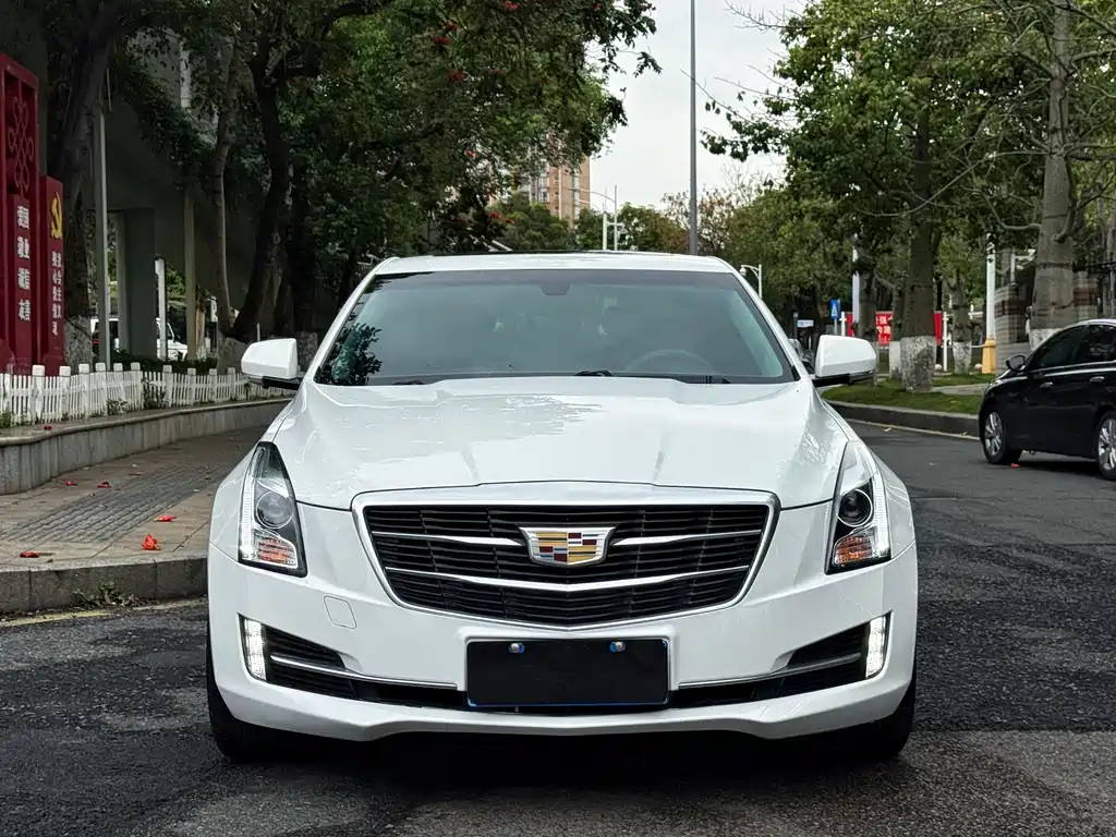 Cadillac ATS-L 2018 — фото 2