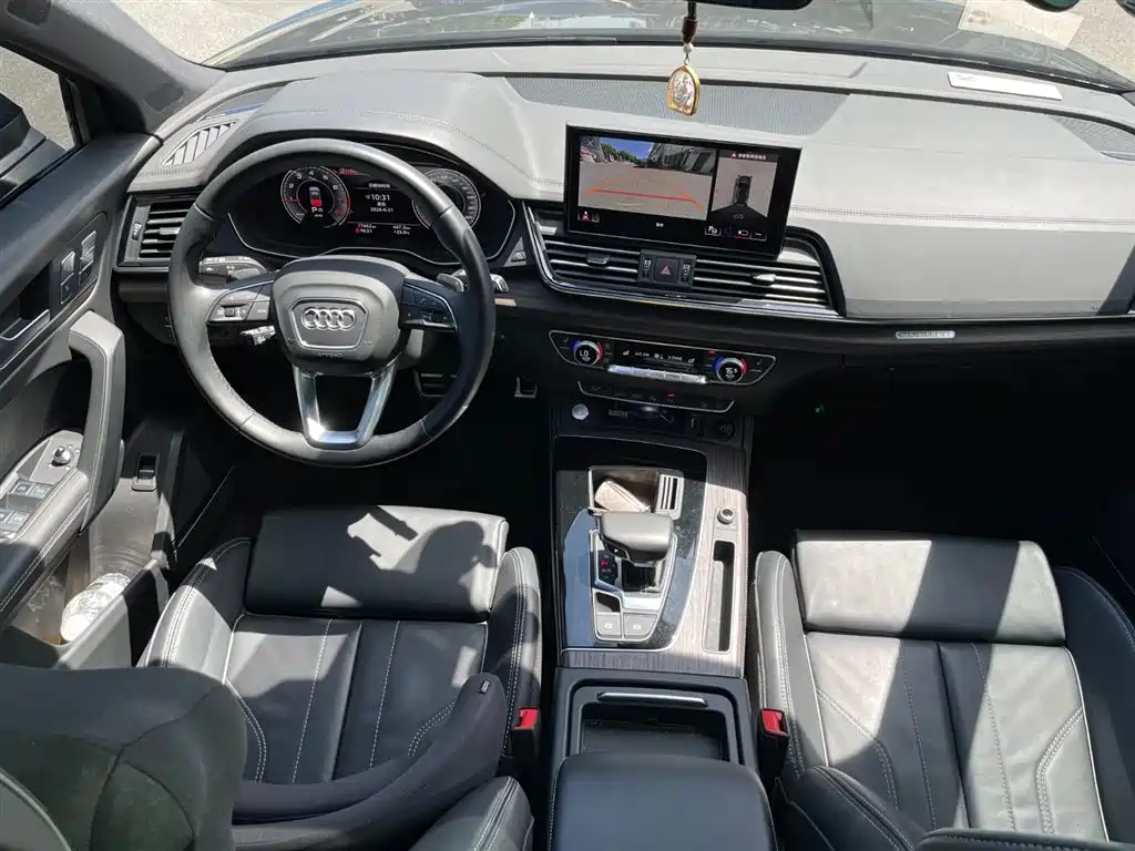 Audi Q5L 2023 — фото 4