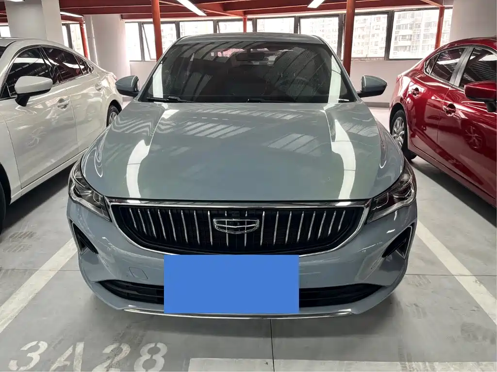 Geely Emgrand 2025