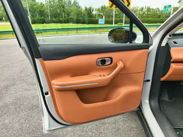 Leapmotor C10 2025