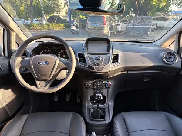 Ford Fiesta 2015