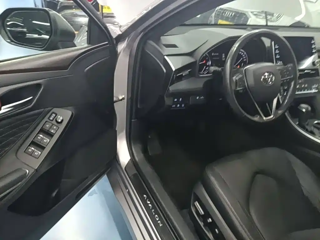 Toyota Avalon 2020 — фото 16