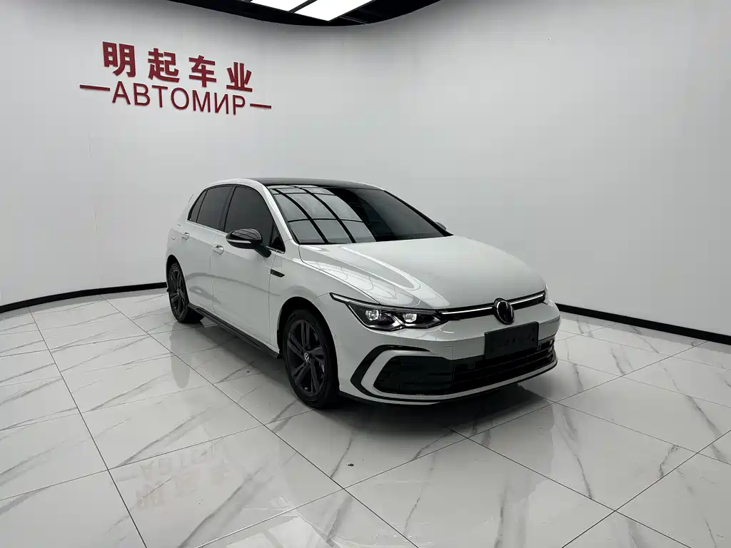 Volkswagen Golf 2023