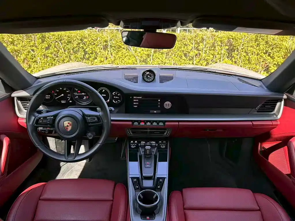 Porsche 911 2025 — фото 7