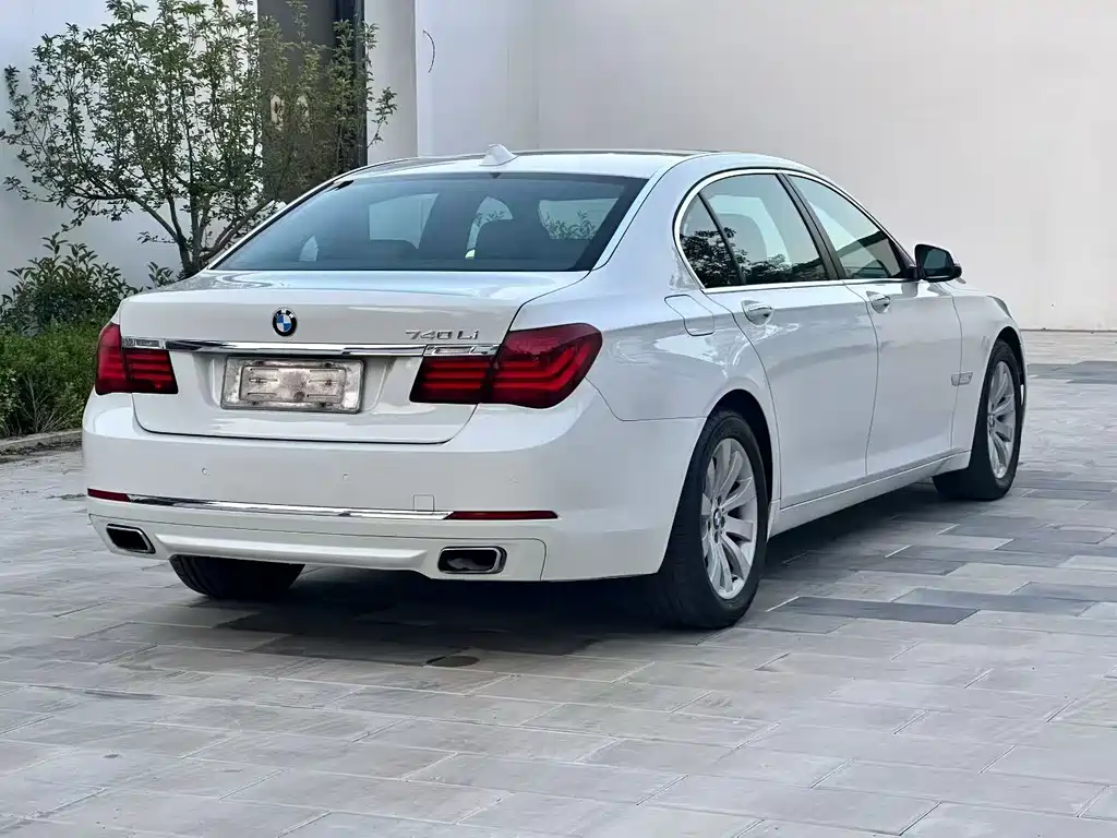 BMW 7 Series 2014 — фото 5