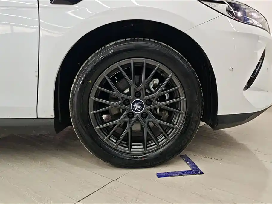 BYD Qin PLUS 2025 — фото 6