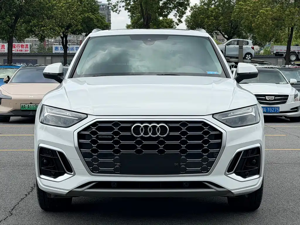 Audi Q5L 2022 — фото 3
