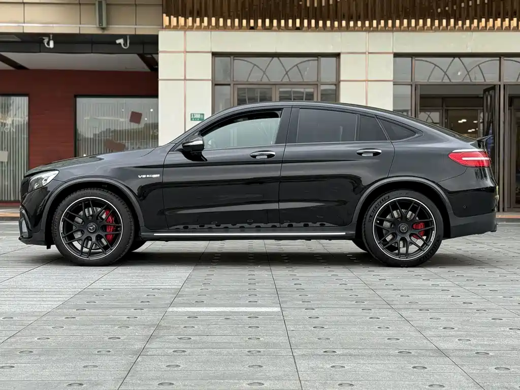 Mercedes-Benz GLC Coupe AMG 2020 — фото 3