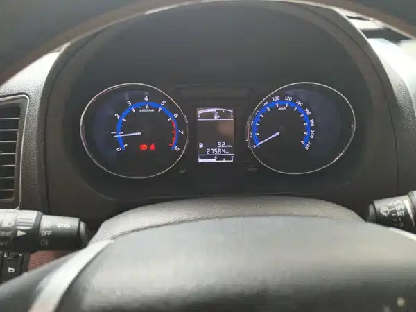 Dongfeng Fengxing SX6 2017